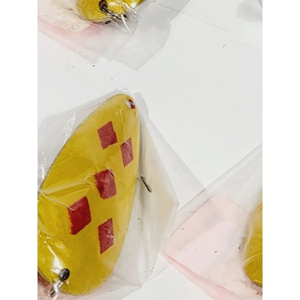 10 Universal Spoon 2 3/4 Oxbord Outdoors Styled Lure Gold/Red/5 Of Diamonds